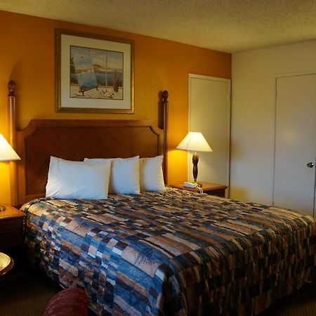 Classic Inn Red Bluff Eksteriør billede